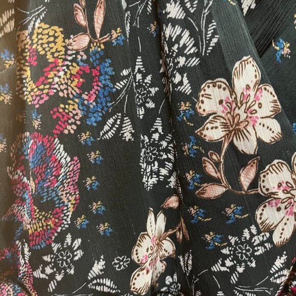Kensie Floral Chiffon Wrap Dress | Size 14 | Black Multi - Picture 4 of 9